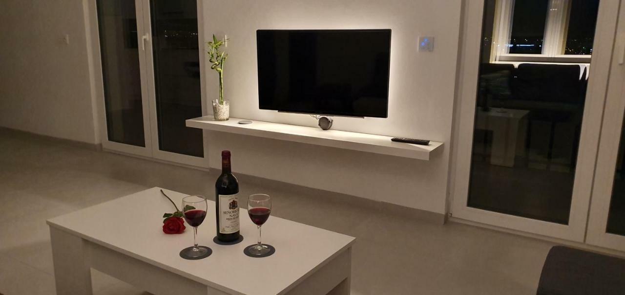Ecosmart Apartments Granada Bagian luar foto
